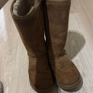 UGG Classic Tall Shearling-Lined Boots - Chestnut Brown